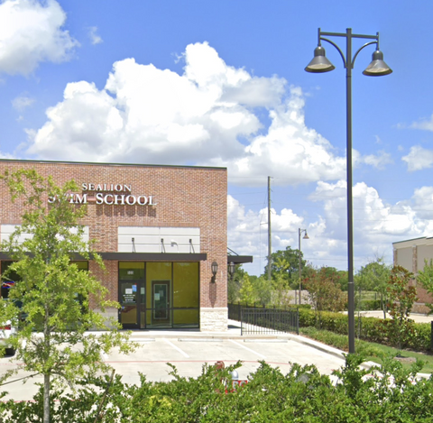 19 ft, 11 Gauge, 3 Step Steel Round light pole